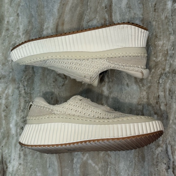 Women’s DOLCE VITA Dolen sandstone platform sneakers- Size 9.5 - Picture 6 of 9